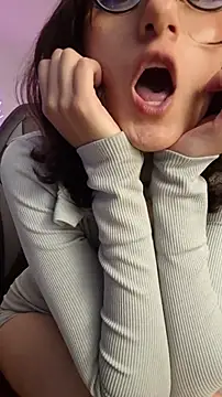 Webcam Model (princess_foxxy)  is live.Free join now!