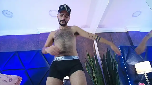 HairyDiamond_ live cam screenshot male on Ohstagram — Live Cams & Adult Streams