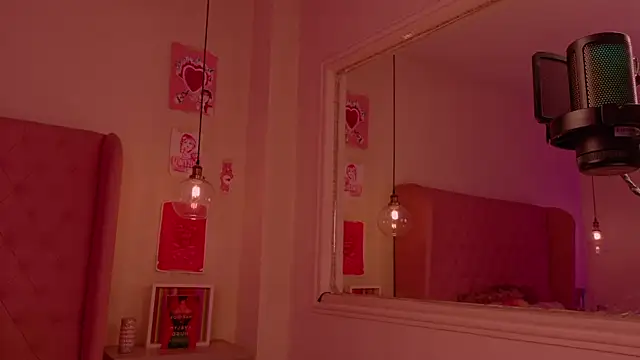 imdamiano (M twink) - Dami loses her clothes ✨