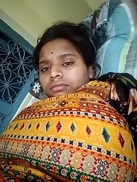 Webcam Model (Ashma2)  is live.Free join now!