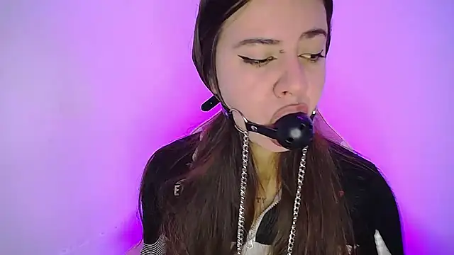 stepha_babe - Stepha_babe's free webcam - UK Sex Cams