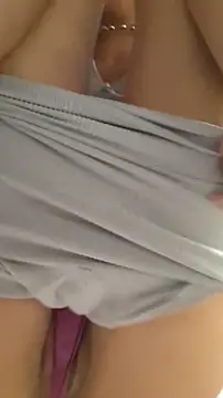 Webcam Model (princess_foxxy)  is live.Free join now!