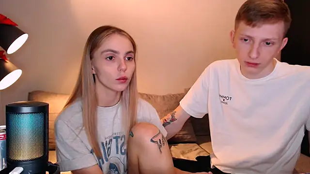  juliaanddima chat room