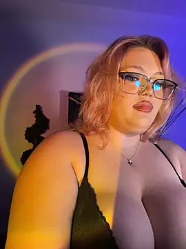 laylacupid - LaylaCupid's free webcam - UK Sex Cams