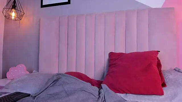 baby__kitty_ - Baby__kitty_'s free webcam - UK Sex Cams