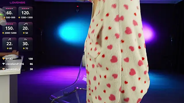 masha_2002 - Masha_2002's free webcam - UK Sex Cams