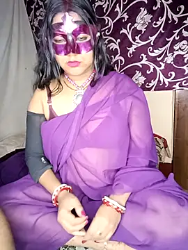 Hot_muskaan