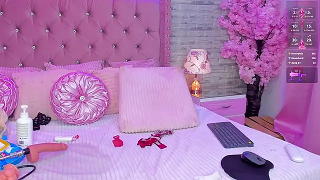 zaryjonnes - ZaryJonnes's free webcam - UK Sex Cams