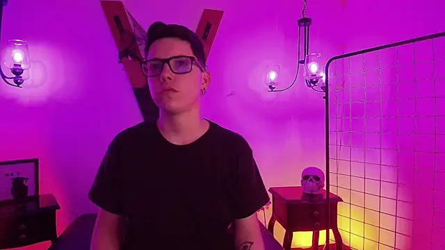 spencermontgomery - SpencerMontgomery's free webcam - UK Sex Cams