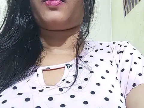 nancy_queen001 - Nancy_queen001's free webcam - UK Sex Cams