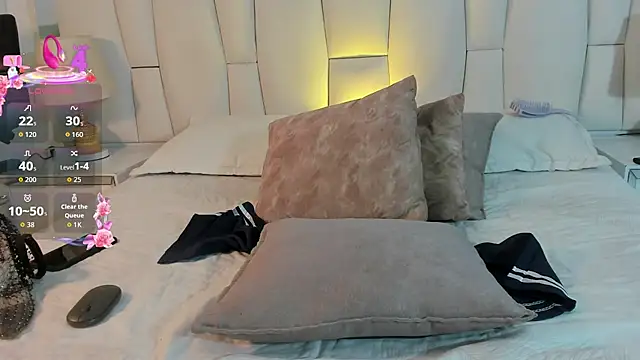 regiina_doll - Regiina_Doll's free webcam - UK Sex Cams