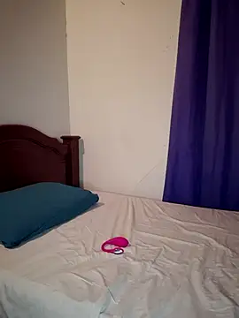 Webcam Model (_____sams)  is live.Free join now!