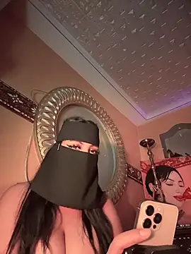 Queentaraf999 – webcam model profile photo