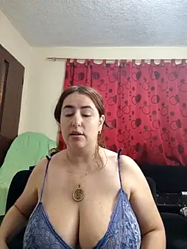 rosahills - Rosahills's free webcam - UK Sex Cams