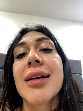 laanacooper - LaanaCooper's free webcam - UK Sex Cams