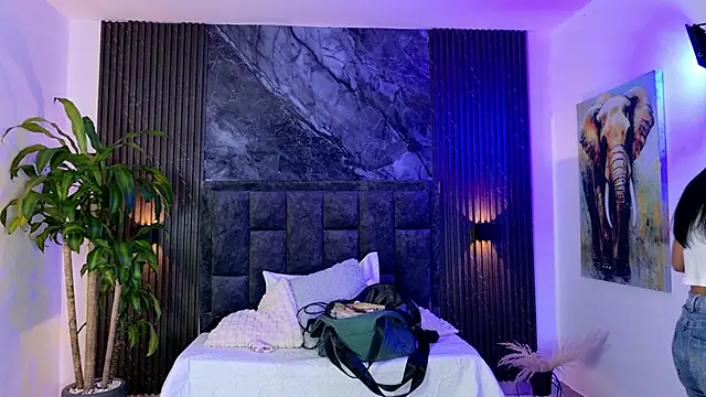 lenna_s - Lenna_s's free webcam - UK Sex Cams