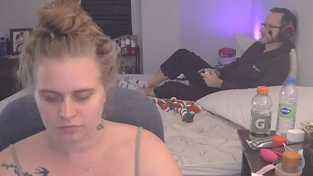 sexyblonde12344 - Sexyblonde12344's free webcam - UK Sex Cams