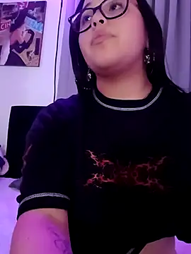 bella-gema - Bella-Gema's free webcam - UK Sex Cams