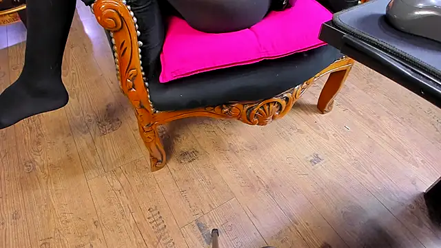 Watch thrill girls entertainers