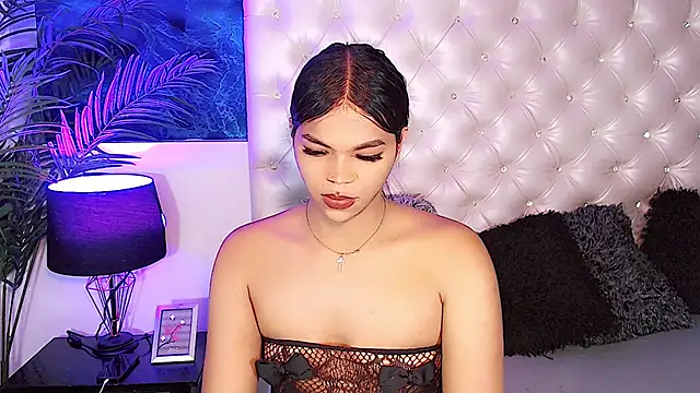 keira_fox31 - Keira_Fox31's free webcam - UK Sex Cams