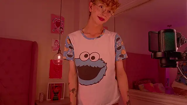 imDamiano live cam screenshot male on Home.Pink — Cozy Live Cams & Chat