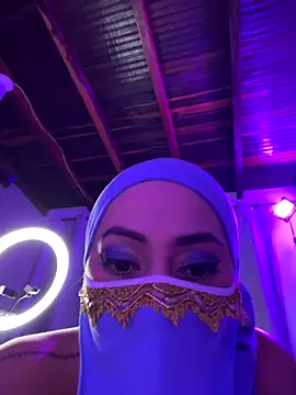 Webcam Model (Aisha_Malek)  is live.Free join now!