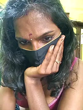 Webcam Model (Honey_rosetamil)  is live.Free join now!