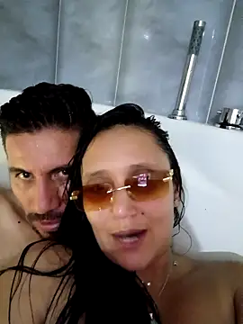 esmeralda333 (Ask my age) - blowjob