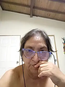 Webcam Model (florecita69)  is live.Free join now!