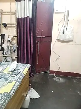 Webcam Model (meenu_bhabhi547)  is live.Free join now!