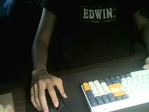 ryan67533 (M young) - Lovense Gush 購買基金~