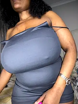 bustygoddess32 (Ask my age) - anything  for you , it my mnth birthday