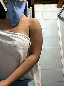 Webcam Model (Aisha_Malek)  is live.Free join now!