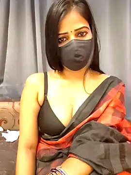 Webcam Model (Misss-julli)  is live.Free join now!