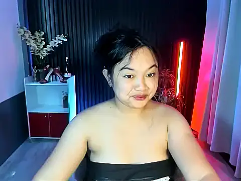  UrFavouriteCravings chat room