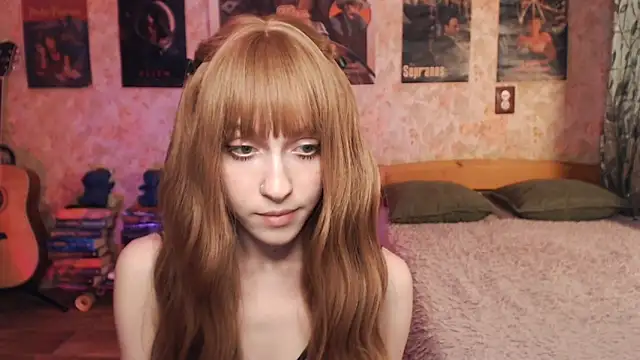 Friendly_Ellie from StripChat