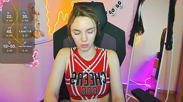 NessaDiazz webcam stripchat model stream image