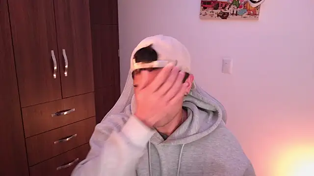 Live gay cam of domsantiago_ from  | Let’s chat live!