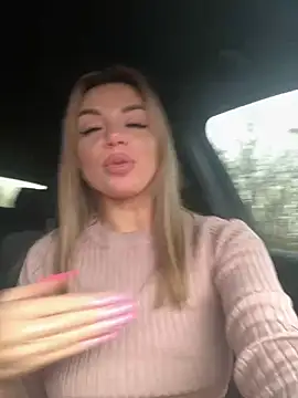 Webcam Model (Gabriella_Hot_)  is live.Free join now!