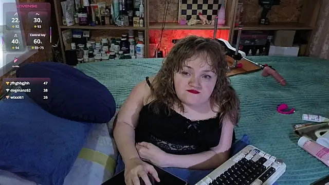 MiniNatalie from StripChat is Freechat