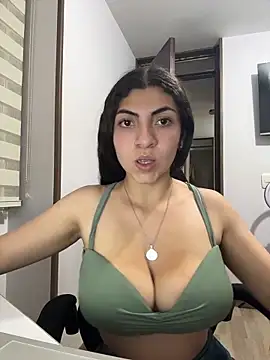 arieel__722 from StripChat is Freechat