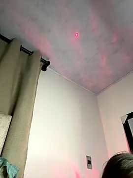 Webcam Model (Iris_lee)  is live.Free join now!