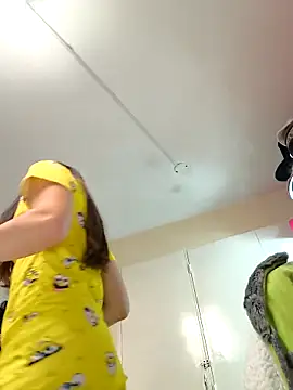 Webcam Model (Sam_Sara)  is live.Free join now!