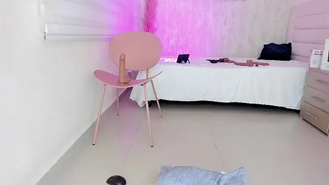 Keni_malf's Stripchat show and profile