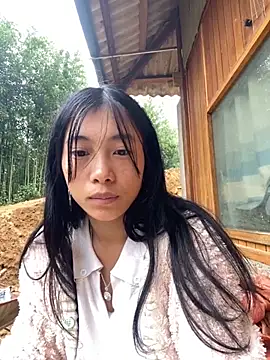 lylyox9 - LylyOx9's free webcam - UK Sex Cams