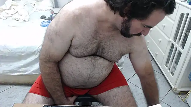 mysterbearmg (Ask my age) - CUM IN PUBLIC