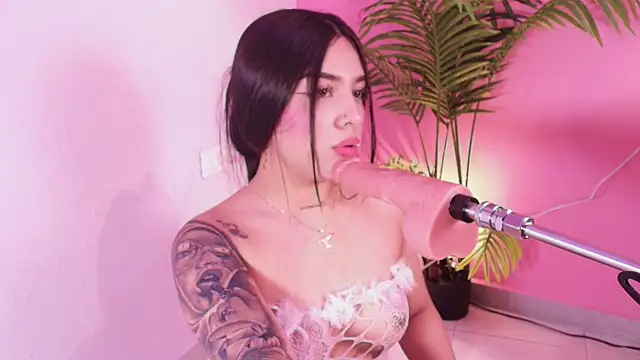 Live cam of Lana_ortega from  | Watch me live!