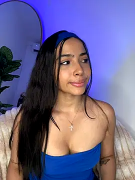 Webcam Model (_Emily_Thompson_)  is live.Free join now!