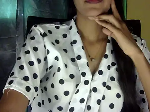 zara_khan0 - Zara_Khan0's free webcam - UK Sex Cams