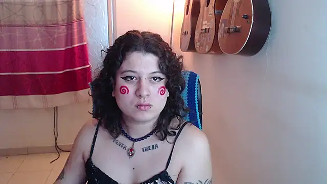 smoke_trip_alicia - Smoke_trip_Alicia's free webcam - UK Sex Cams